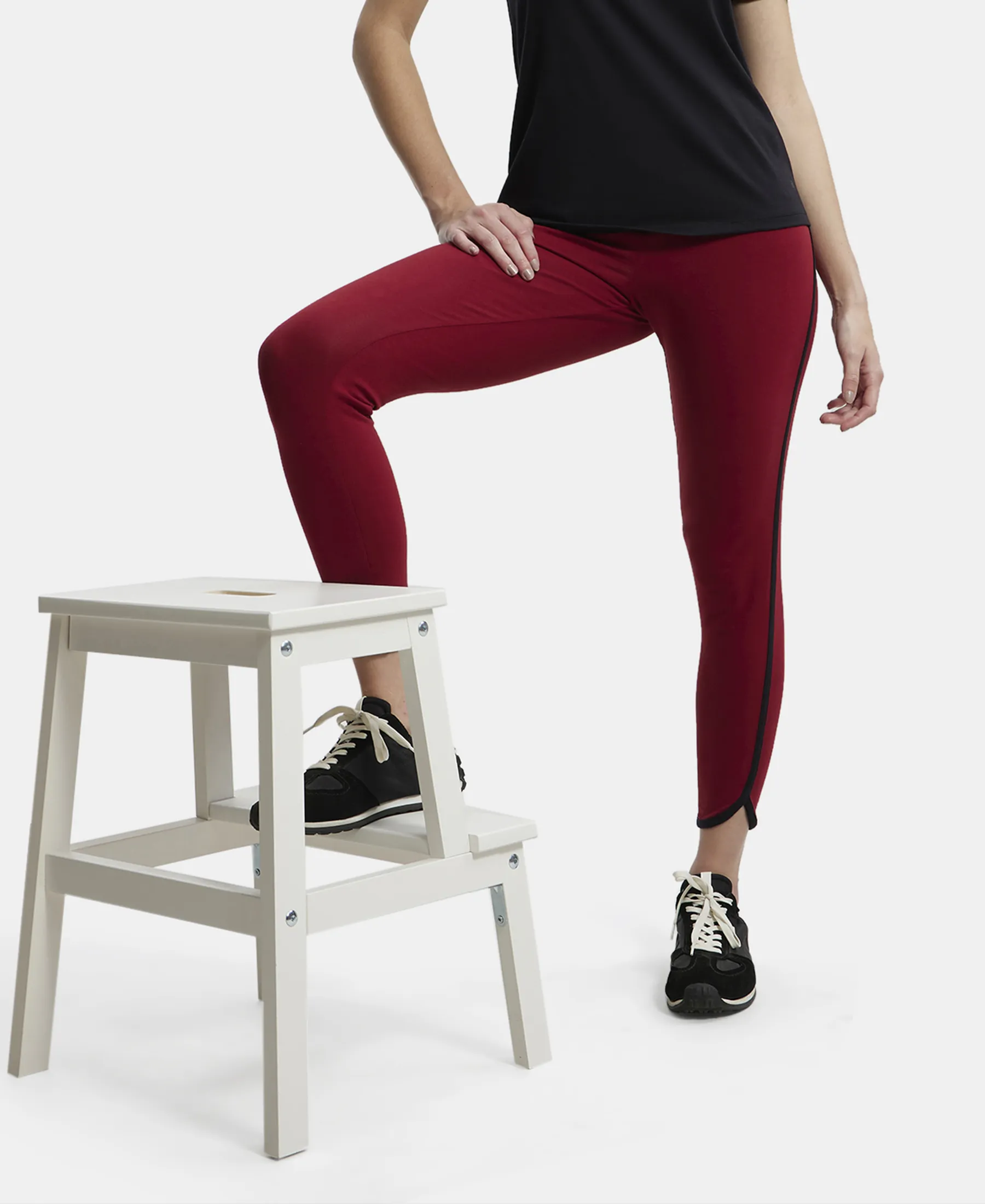 Super Combed Cotton Elastane Stretch Leggings with Contrast Side Piping - Rhubarb - Image 5