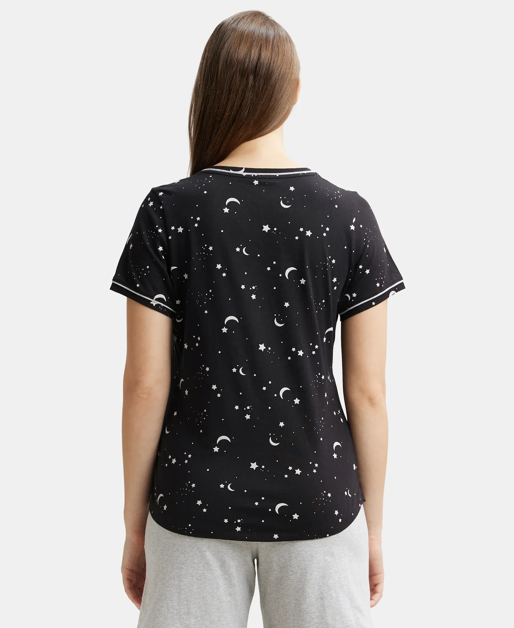 Super Combed Cotton Relaxed Fit Printed Round Neck Half Sleeve T-Shirt with Contrast Piping Design - Black - Image 3