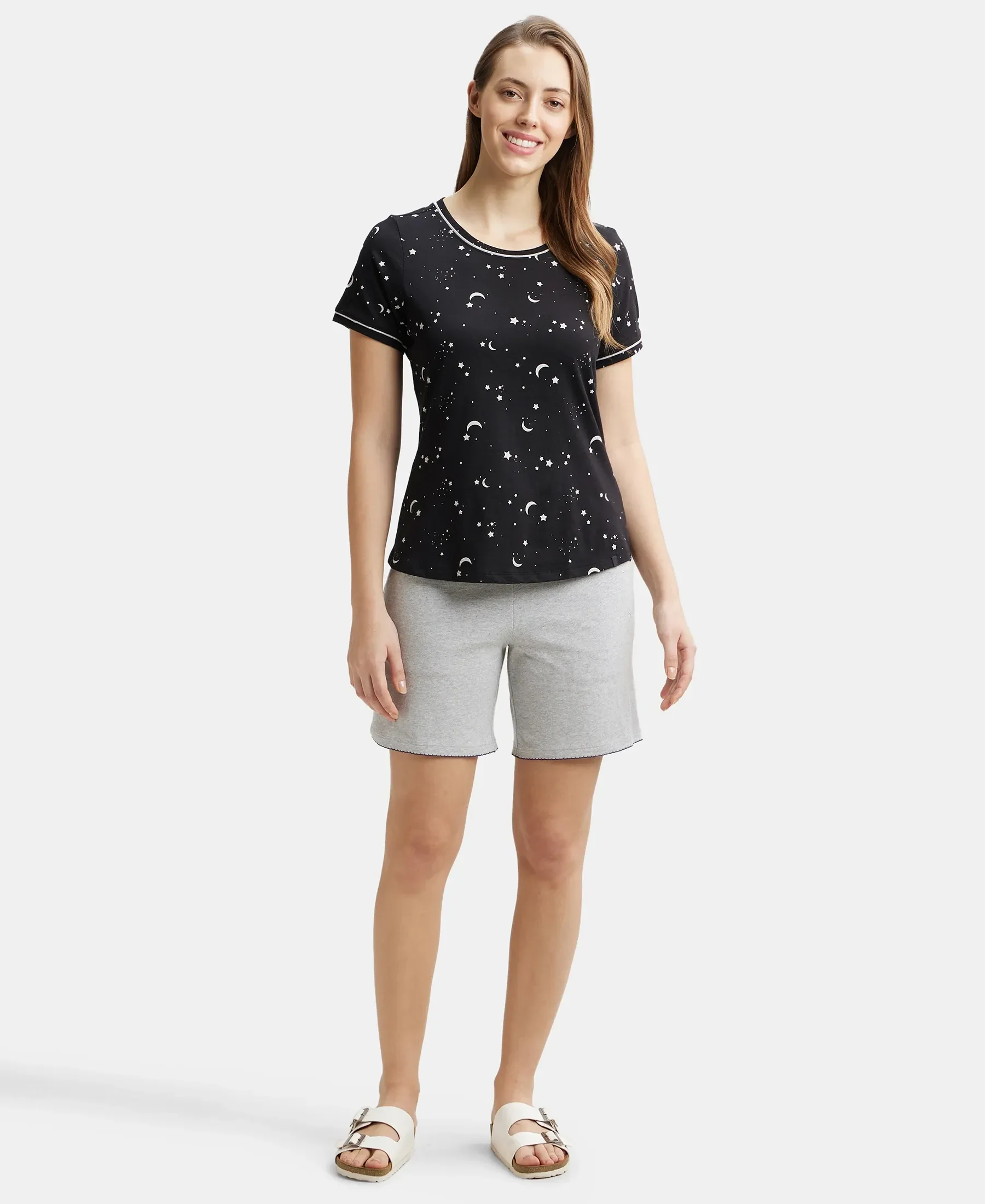 Super Combed Cotton Relaxed Fit Printed Round Neck Half Sleeve T-Shirt with Contrast Piping Design - Black - Image 4